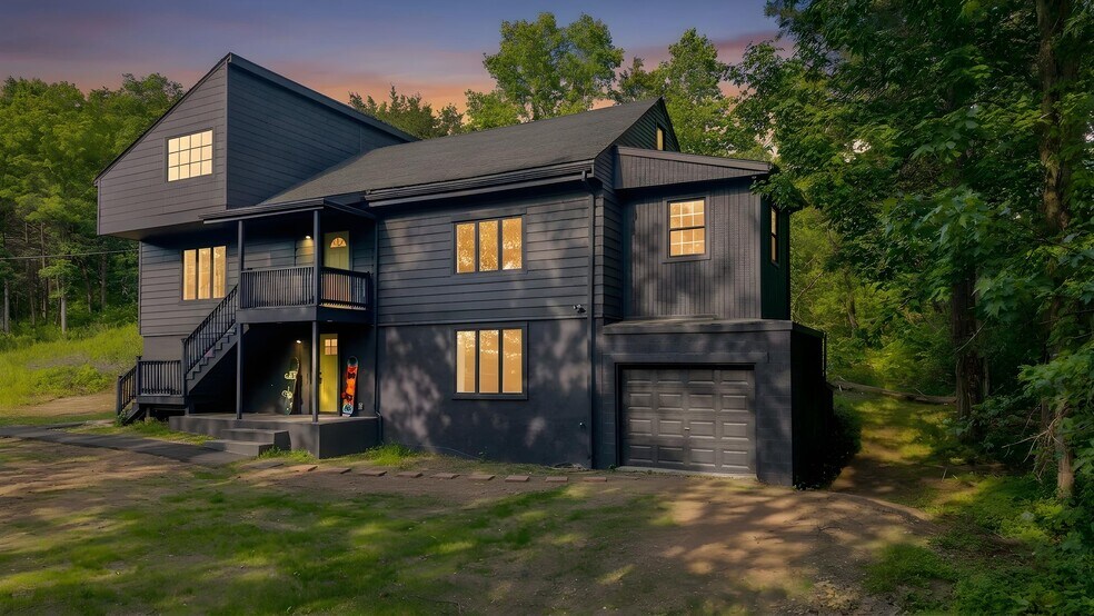 Primary Photo Of 2096 Ulster Ave, Lake Katrine Multifamily For Sale