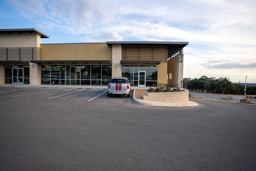 More Photos Of 4050 N Loop 1604 W, Shavano Park Storefront Retail Office For Lease