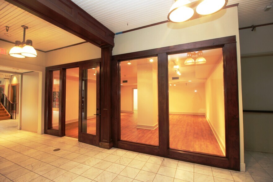 More Photos Of 2217 Strand St, Galveston General Retail For Sale