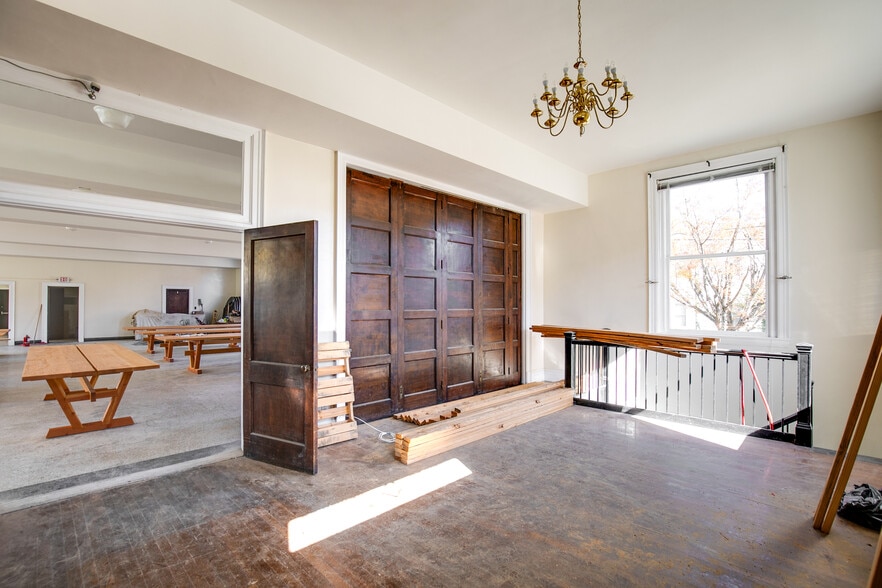 More Photos Of 520 N 25th St, Richmond Lodge Meeting Hall For Sale
