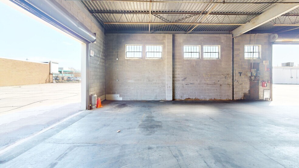 More Photos Of 1570 N Olden Ave, Ewing Flex For Sale