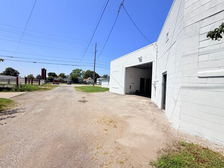 More Photos Of 513 Fremont Rd, Port Clinton Warehouse For Sale