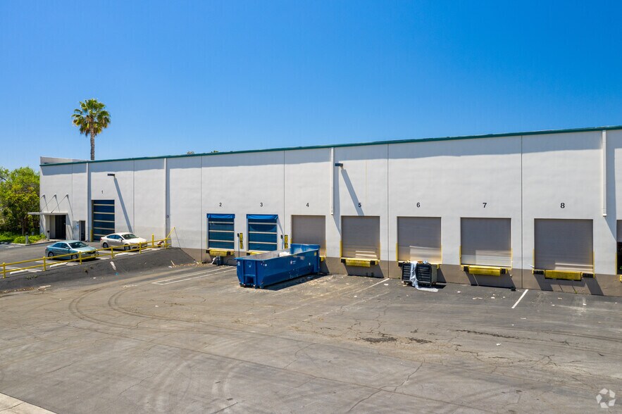 More Photos Of 566 Vanguard Way, Brea Warehouse For Lease
