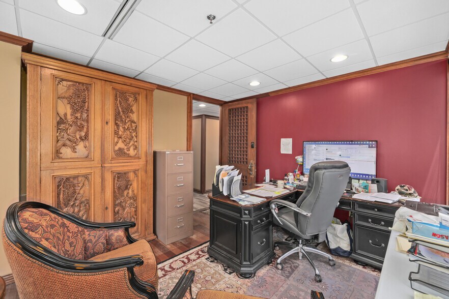 More Photos Of 233 E Bay St, Jacksonville Office For Sale