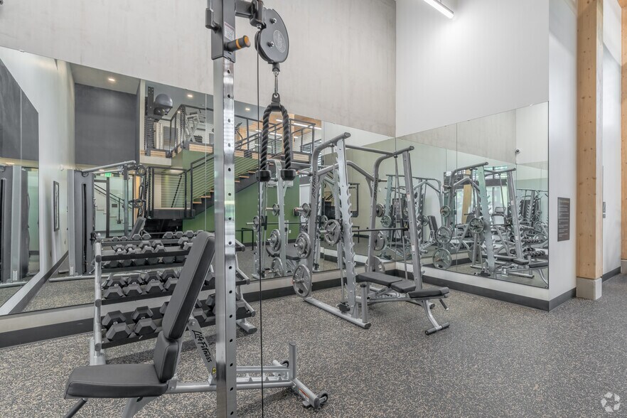 More Photos Of 208 N Samish Way, Bellingham Apartments For Lease