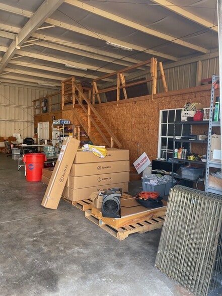More Photos Of 4411 Holden Rd, Lakeland Warehouse For Sale