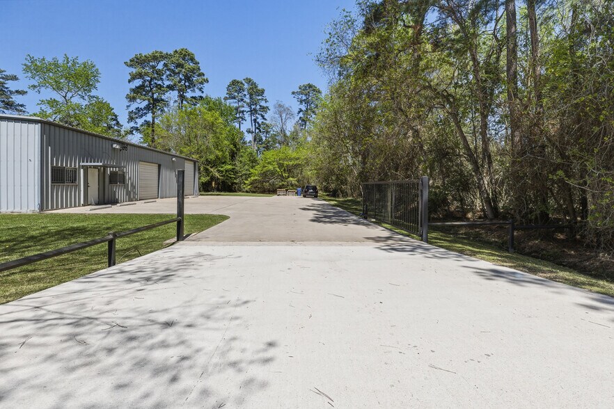 More Photos Of 32402 Tamina Rd, Magnolia Warehouse For Sale