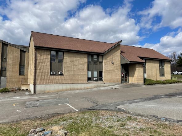 Primary Photo Of 91 Willenbrock Rd, Oxford Office For Sale