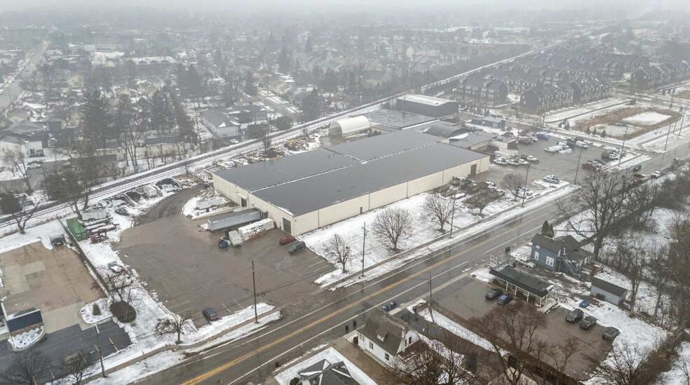 More Photos Of 350 S Mill St, Plymouth Manufacturing For Sale