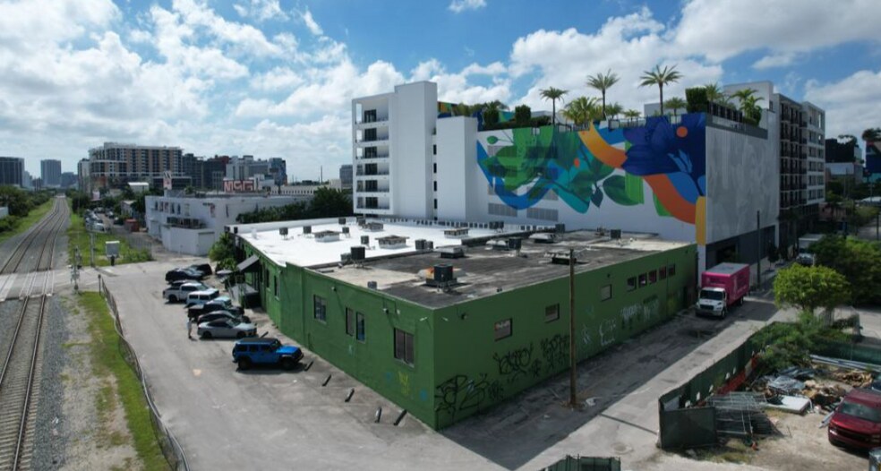 More Photos Of 85-100 NE 27th St, Miami Office For Sale