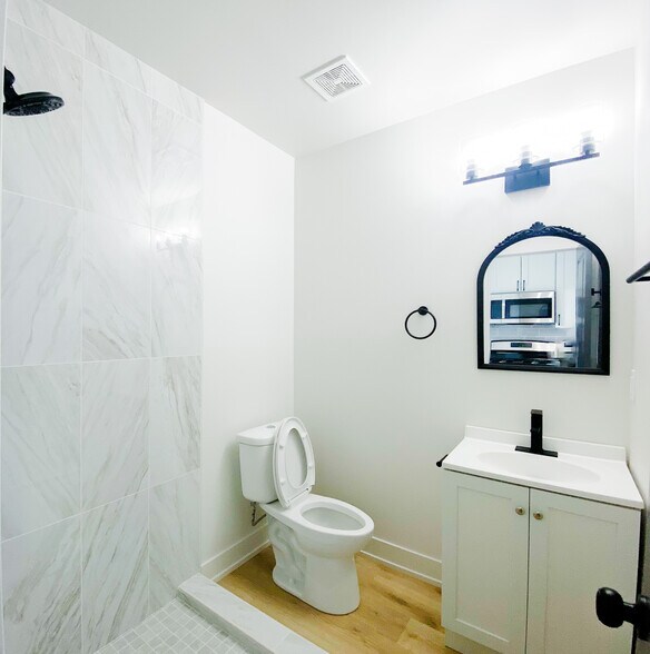 More Photos Of 1131 Erie St, Racine Apartments For Sale