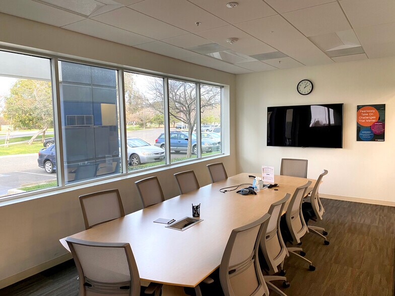 Primary Photo Of 7000 Gateway Blvd, Newark Research And Development For Lease