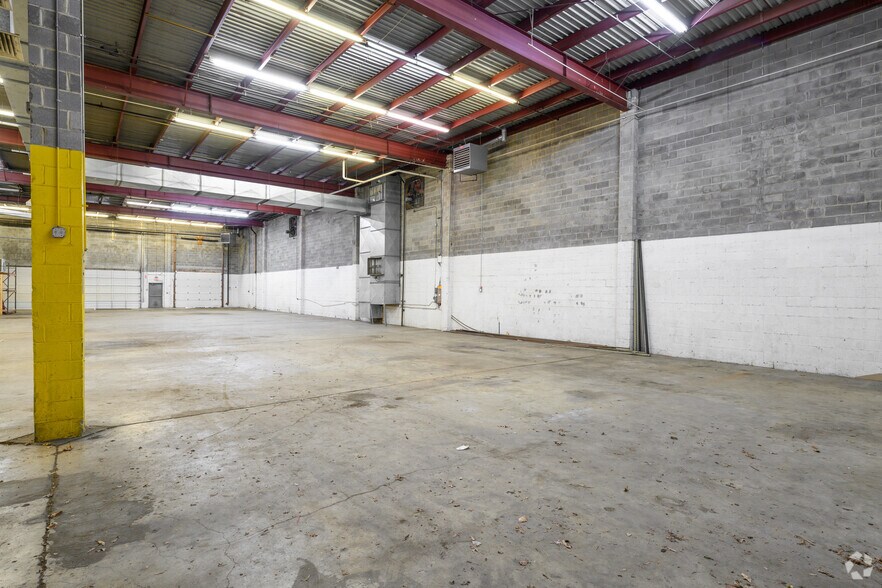 More Photos Of 6310 Gravel Ave, Alexandria Unknown For Lease