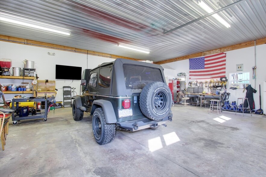 More Photos Of 276 Kingsdale Rd, Littlestown Auto Repair For Sale