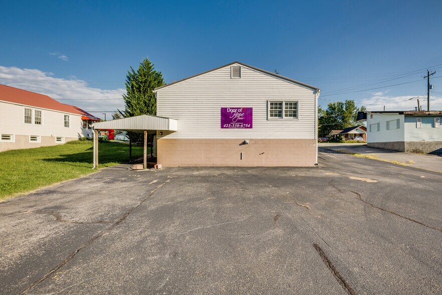 More Photos Of 1119 N Main Ave, Erwin Medical For Sale