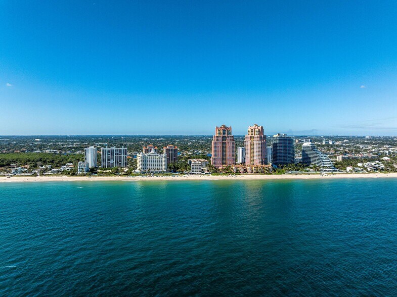 More Photos Of 2030 N Ocean Blvd, Fort Lauderdale Hotel For Sale