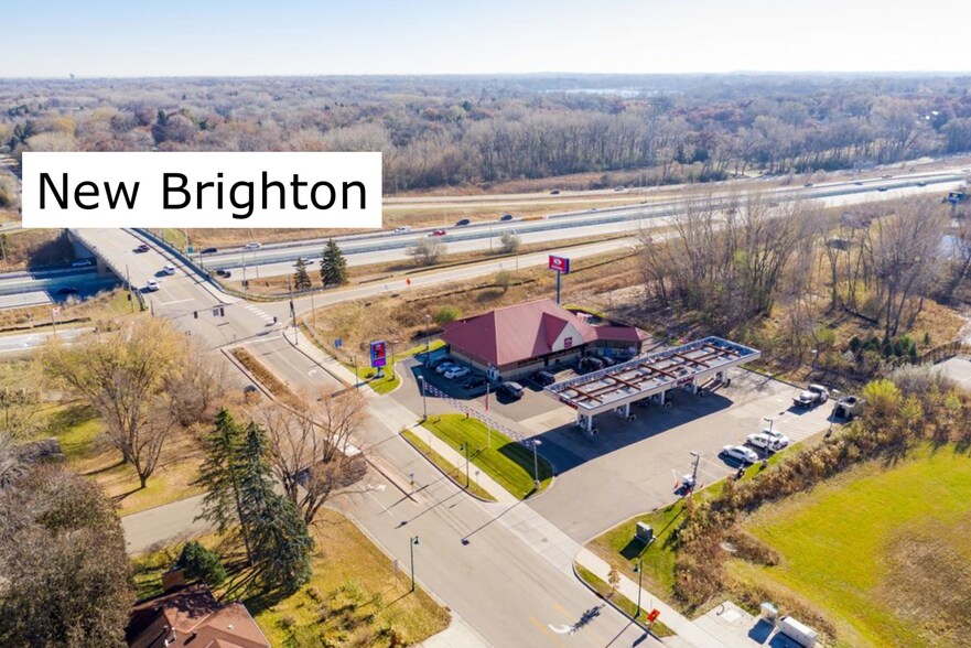 More Photos Of 201 W County Road E2, New Brighton Convenience Store For Sale