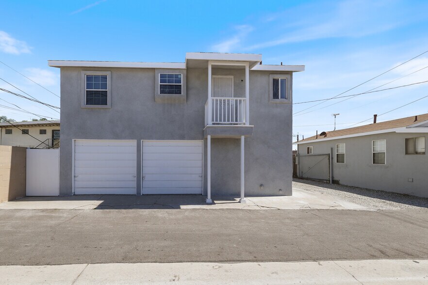 More Photos Of 15323 Paramount Blvd, Paramount General Retail For Sale