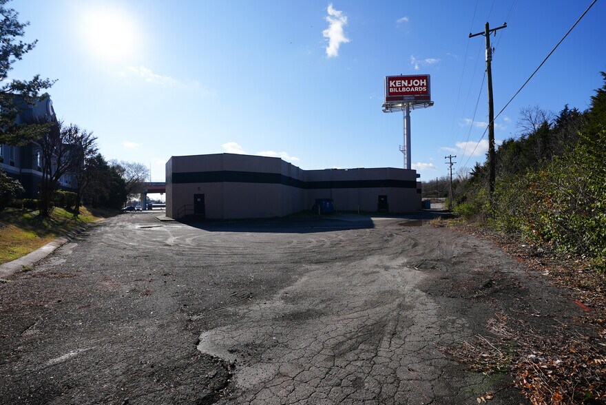 More Photos Of 705 Rivergate Pky, Goodlettsville Religious Facility For Sale