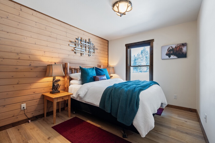 More Photos Of 1845 Hodgson Rd, Whitefish Hotel For Sale