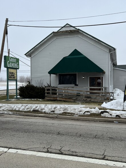 Primary Photo Of 100 E Grove St, Poplar Grove Freestanding For Lease