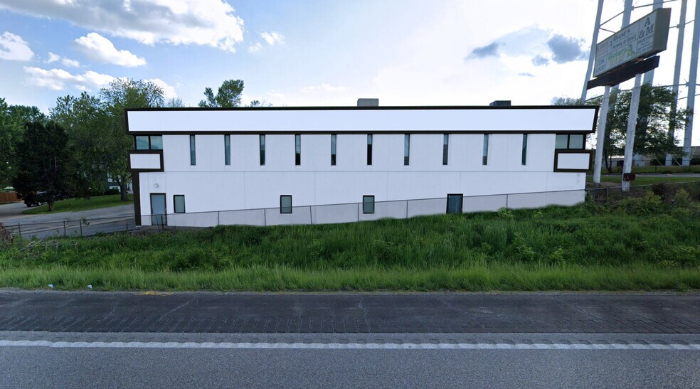 More Photos Of 6500 NW Tower Dr, Platte Woods Office For Lease