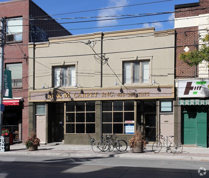 More Photos Of 1560 Queen St W, Toronto Storefront Retail Office For Lease