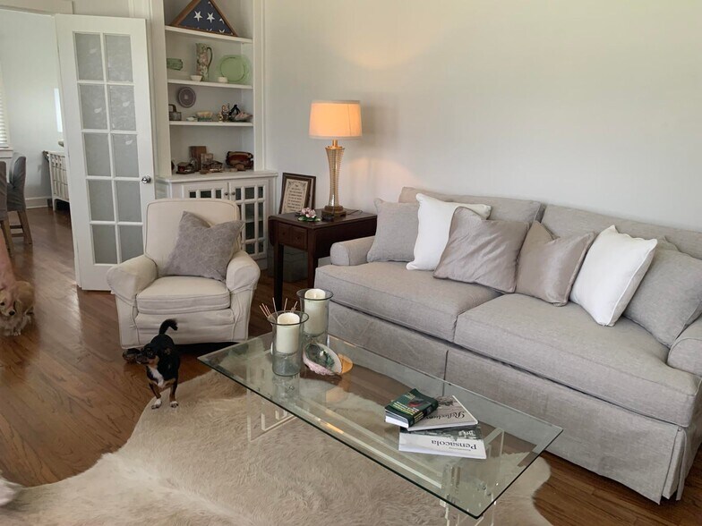 More Photos Of 1515 Lakeview Ave, Pensacola Apartments For Sale