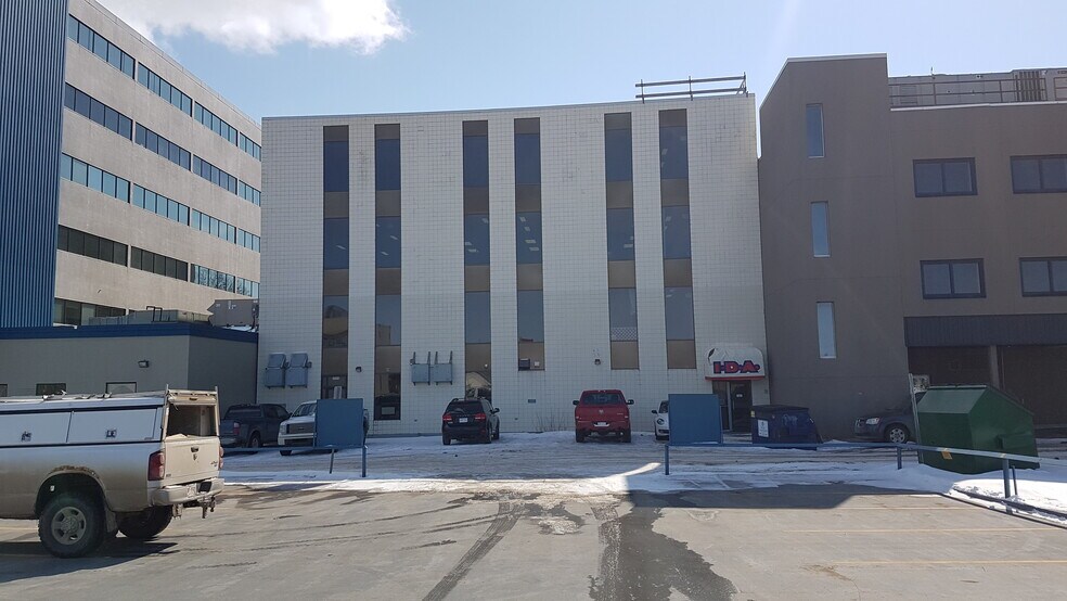 More Photos Of 4814 50 St, Red Deer Office For Lease