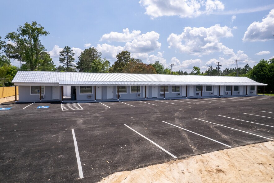 More Photos Of 149 West Thigpen Avenue, Lakeland Apartments For Sale