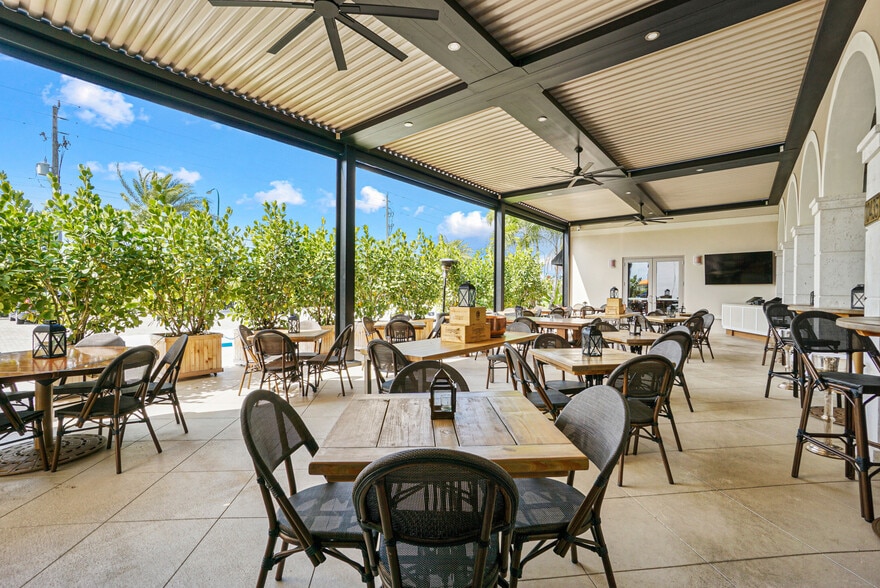 More Photos Of 10431 SE Federal Hwy, Hobe Sound Restaurant For Lease