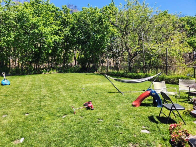 More Photos Of 90 Old Quogue Rd, Riverhead Apartments For Sale