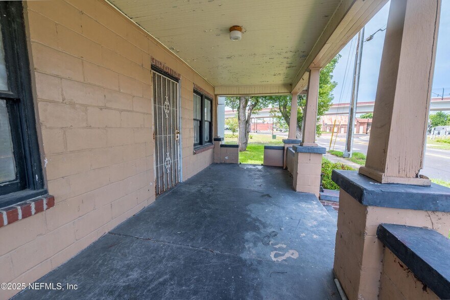 More Photos Of 237 S Thompson St, Starke Specialty For Sale