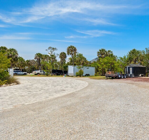 More Photos Of , Sanibel General Retail For Sale