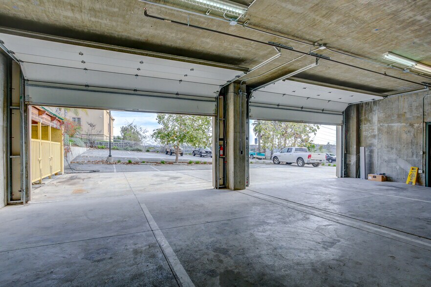 More Photos Of 2180 S El Camino Real, Oceanside Office For Sale