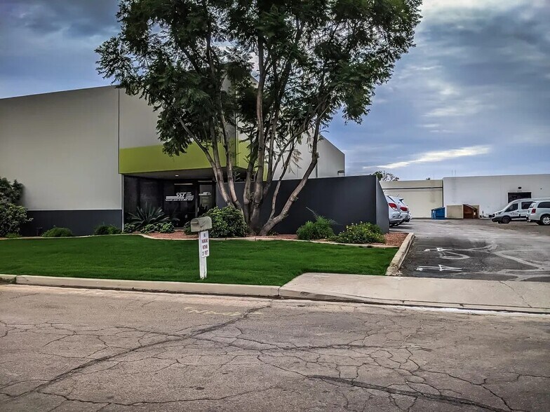 More Photos Of 1819 W 3rd St, Tempe Manufacturing For Lease