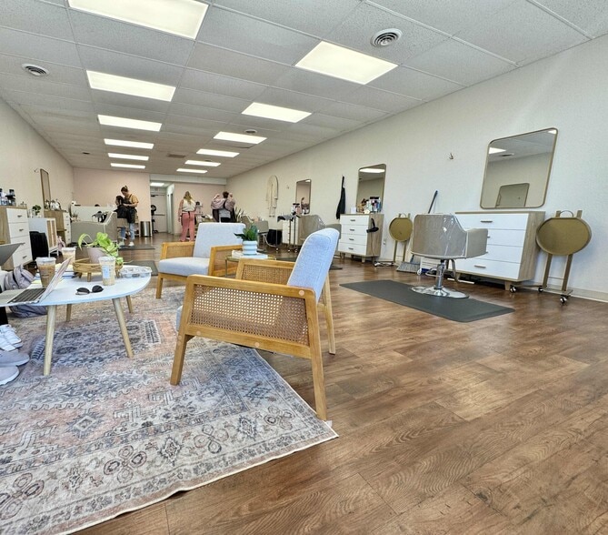 More Photos Of 115-159 Marion Blvd, Marion General Retail For Lease