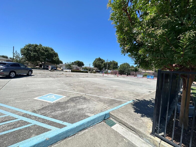 More Photos Of 200 N Abbott Ave, Milpitas Religious Facility For Lease