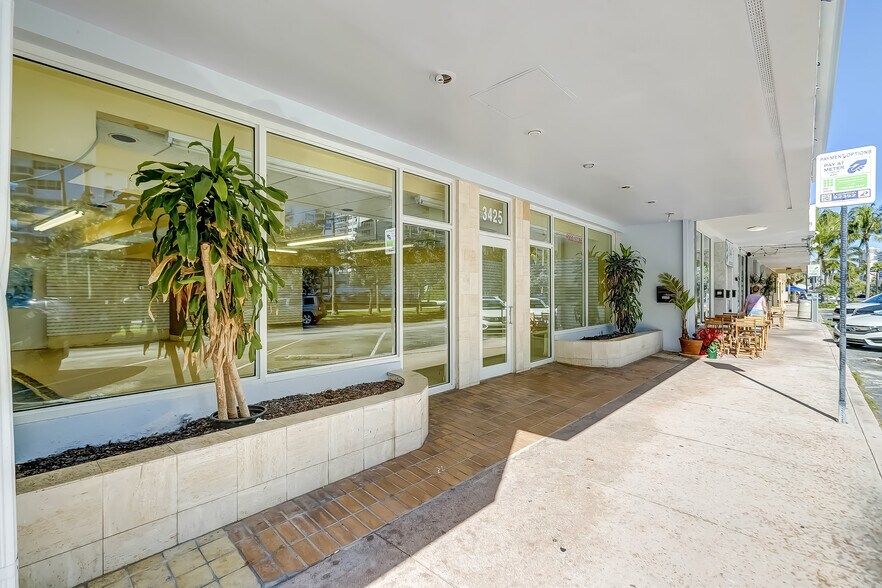 More Photos Of 3425 Galt Ocean Dr, Fort Lauderdale Storefront Retail Office For Lease