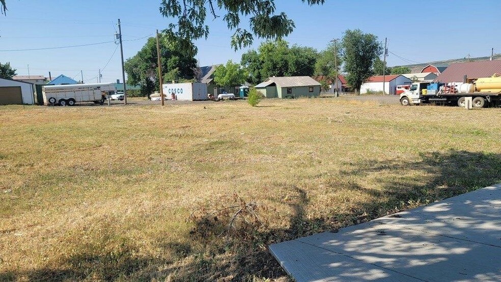 More Photos Of 403 Illinois Ave, Council Land For Sale