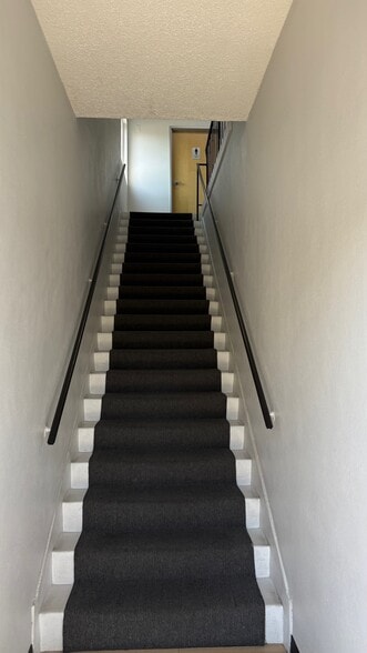 More Photos Of 455-479 N Tustin St, Orange Storefront Retail Office For Lease