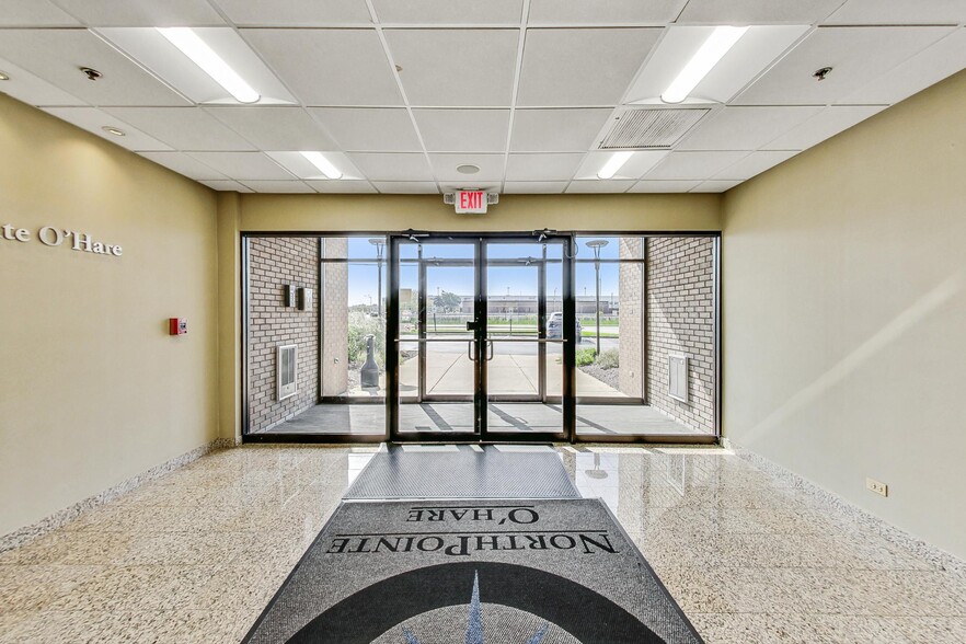 More Photos Of 10700 W Higgins Rd, Rosemont Office For Sale