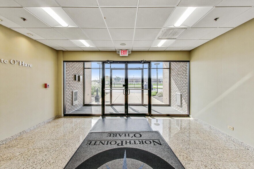 More Photos Of 10700 W Higgins Rd, Rosemont Loft Creative Space For Sale