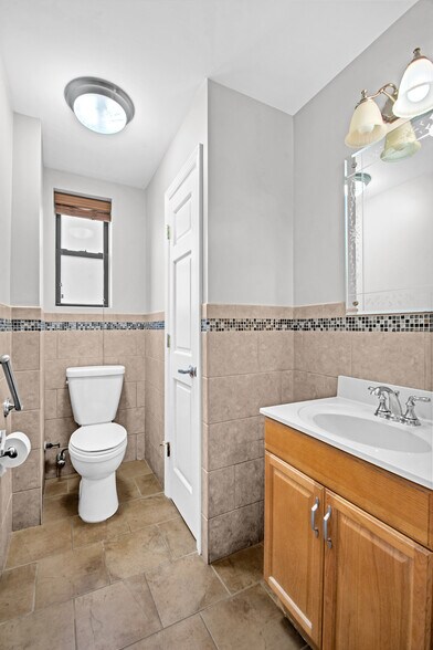 More Photos Of 98120 Queens Blvd, Rego Park Apartments For Sale