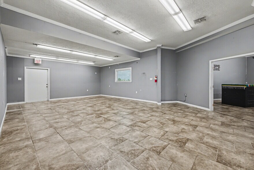 More Photos Of 1227 S College Ave, Bryan Office For Sale