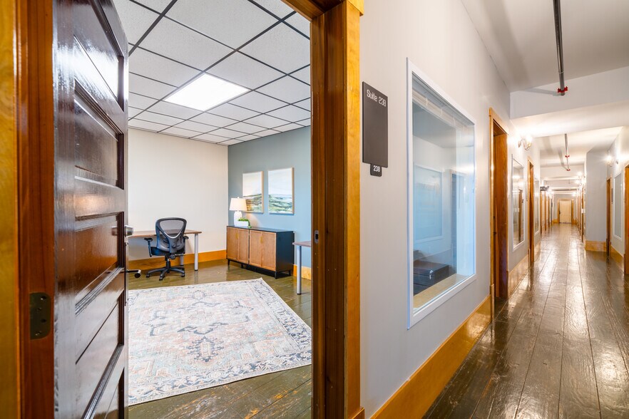 More Photos Of 6401 W Eldorado Pky, McKinney Coworking Space