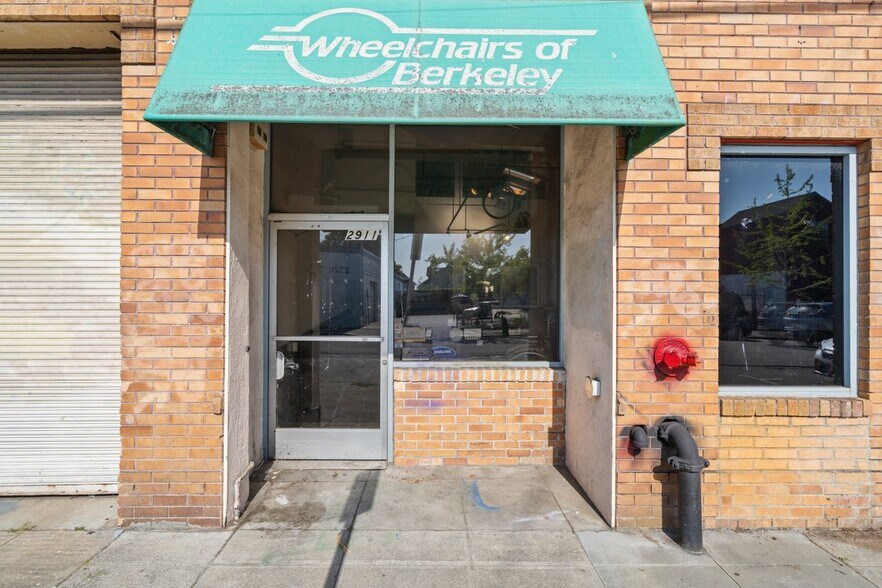 More Photos Of 2911 Shattuck Ave, Berkeley Storefront For Sale