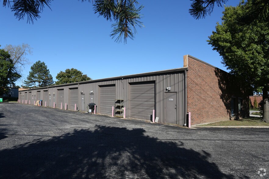 More Photos Of 11751-11767 W 86th Ter, Lenexa Warehouse For Lease