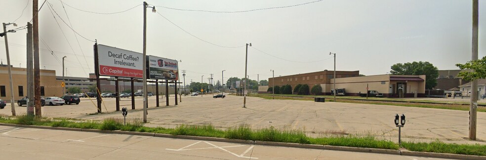 More Photos Of 0 Superior Street, Appleton Land For Sale