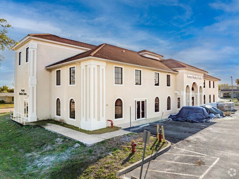 More Photos Of 420 Del Prado Blvd, Cape Coral Medical For Lease